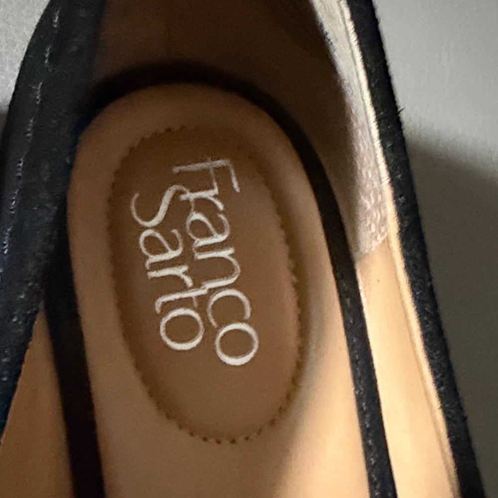 FRANCO SARTO HARLOW BLACK SUEDE BUCKLE LOAFERS SHOES. - Picture 3 of 8